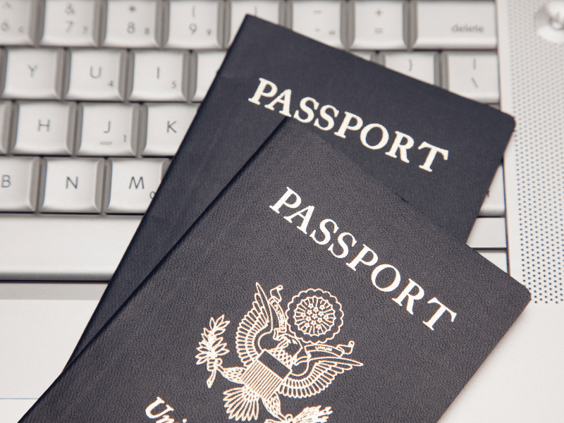 Passeports & Titres de séjour